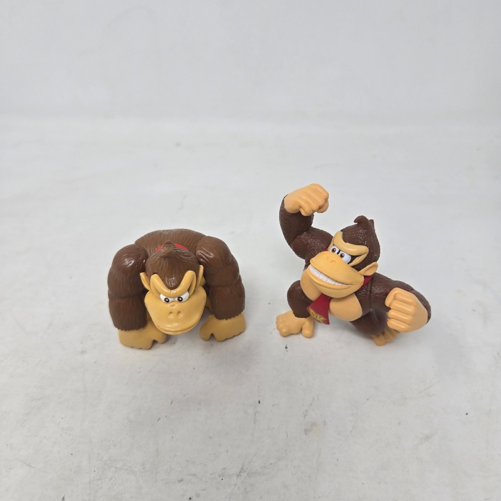 Nintendo Donkey Kong Jakks Pacific Action Figure Lot of 2 DK Figures‎